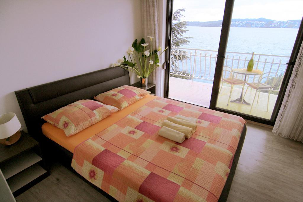 Apartments Marta Τρογκίρ Δωμάτιο φωτογραφία