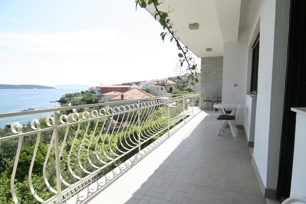 Apartments Marta Τρογκίρ Δωμάτιο φωτογραφία